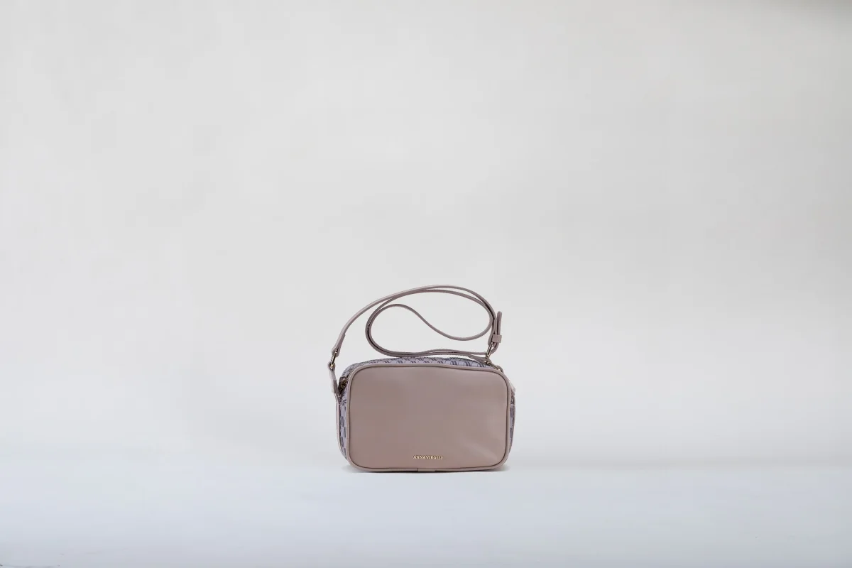 Caracas Nude - immagine 2