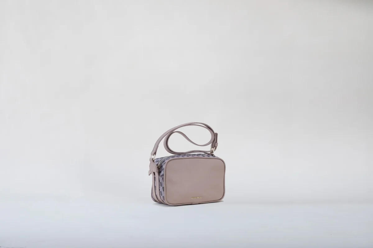 Caracas Nude - immagine 3