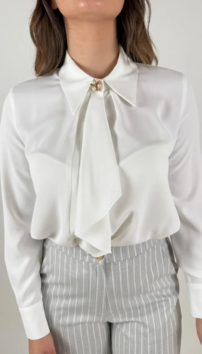 Camicia con morbida rouche asimmetrica Donna - Rinascimento - immagine 5