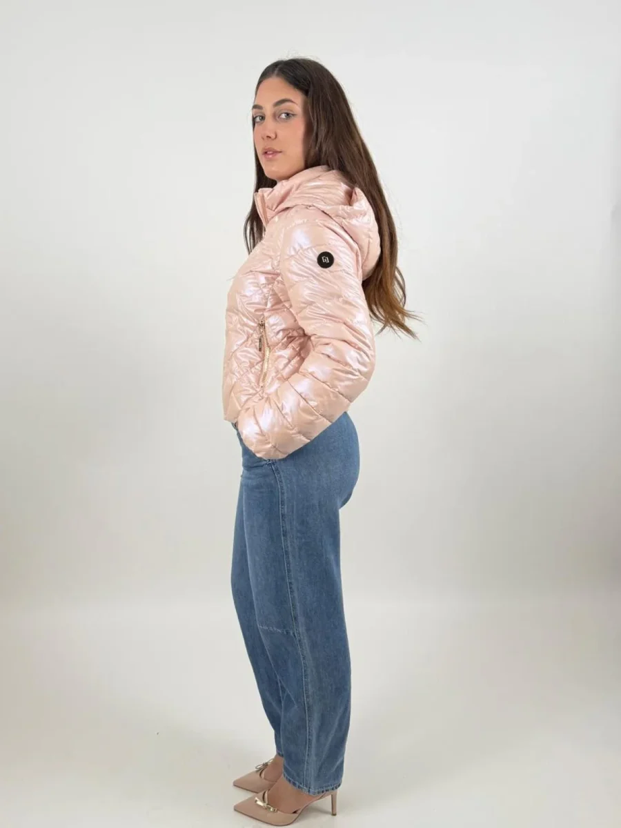 Piumino con cappuccio. Donna - Gaudì Jeans - immagine 5