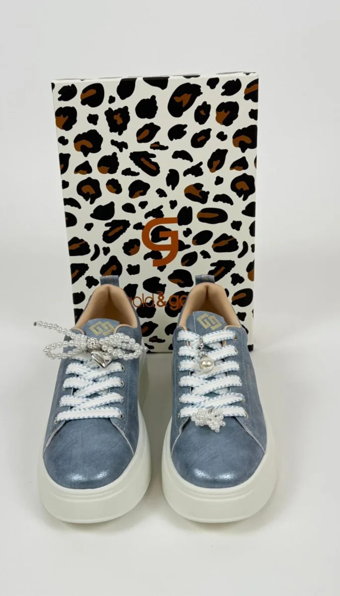 Sneaker da donna con applicazioni di perle Donna - Gold&Gold - immagine 2